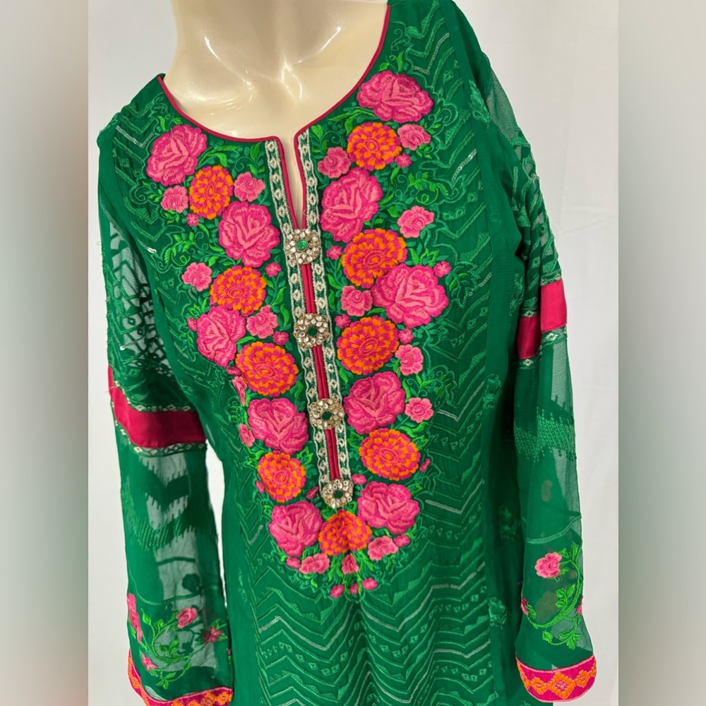 Indian pakistani dress